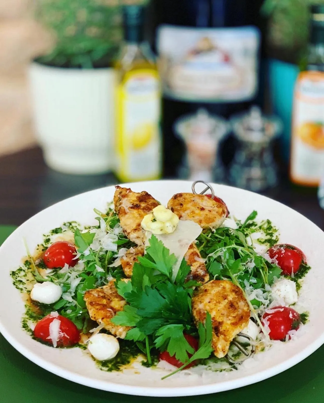Spaghetti mit gegrillten Garnelen, Rucola und Pesto – Pasta Ponte Di Rialto